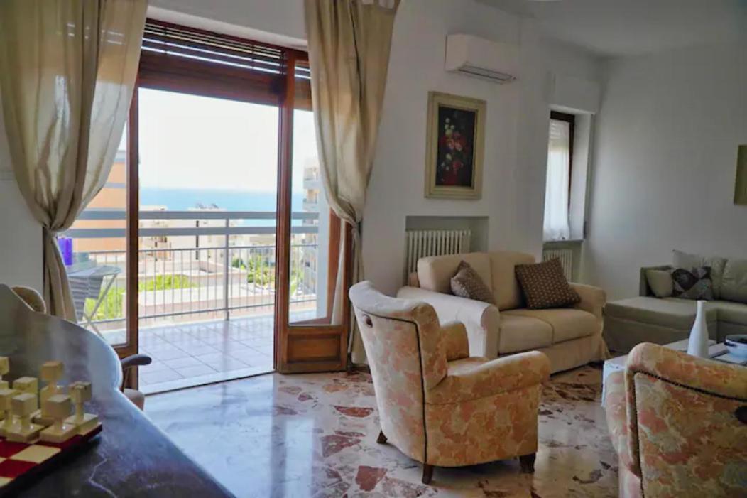 Casa Levante Monopoli Exteriör bild