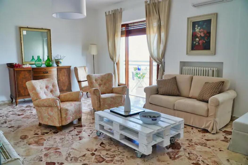 Casa Levante Monopoli Exteriör bild